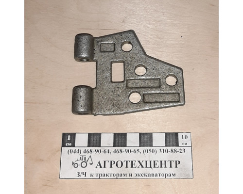 Петля дверей верхня УК МТЗ А37.03.022Б