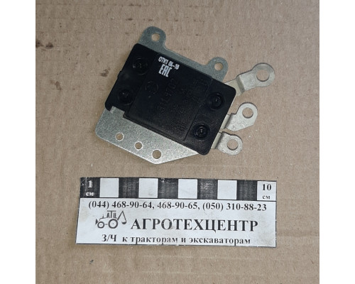 Регулятор напруги 12V з 3 вусиками 2402.3702  РТ-14-1У  811.3702  7302.3702