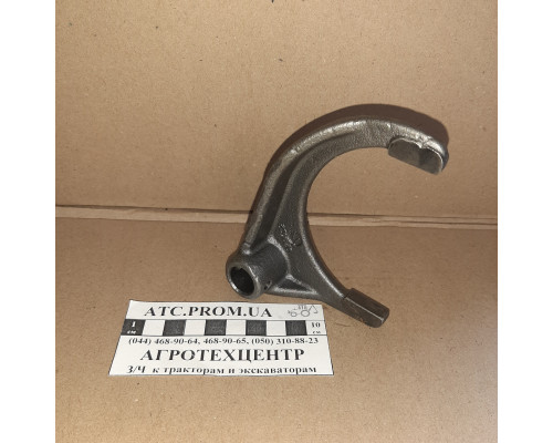 Вилка КПП Foton средняя tb550.374-04a