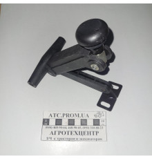 Фіксатор бічного скла в зборі МТЗ 80-6708960