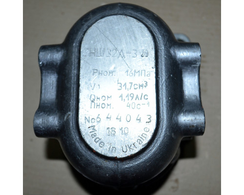 Насос шестеренький НШ-32 В3 (Д3) лівий (плоский Вінниця)