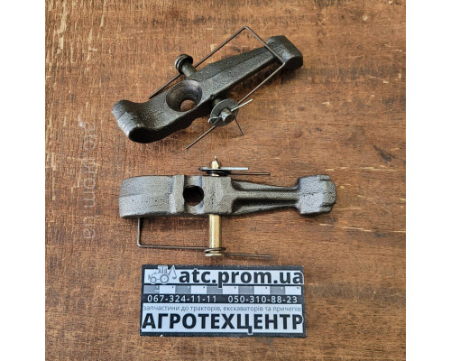 Важіль віджимний Т-40 головної муфти без болту Т25-1601094 сб