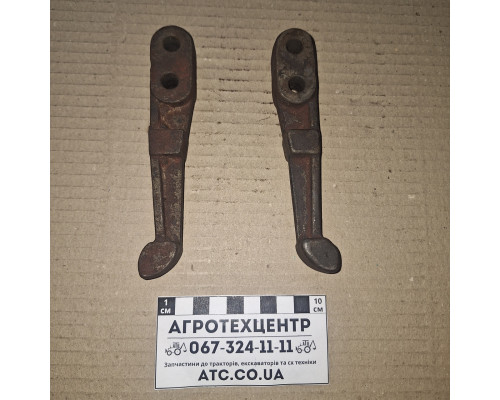 Важіль відтискний Т-150 150-21.023 А
