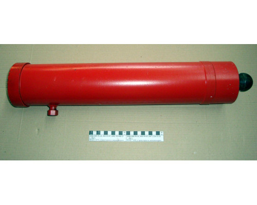 Гідроциліндр 2ПТС-4 3-штоковий